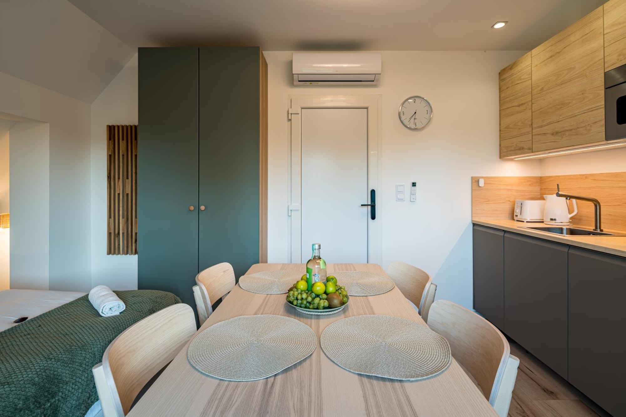 Balatonic Lime Apartmanhaz Siófok Exterior foto
